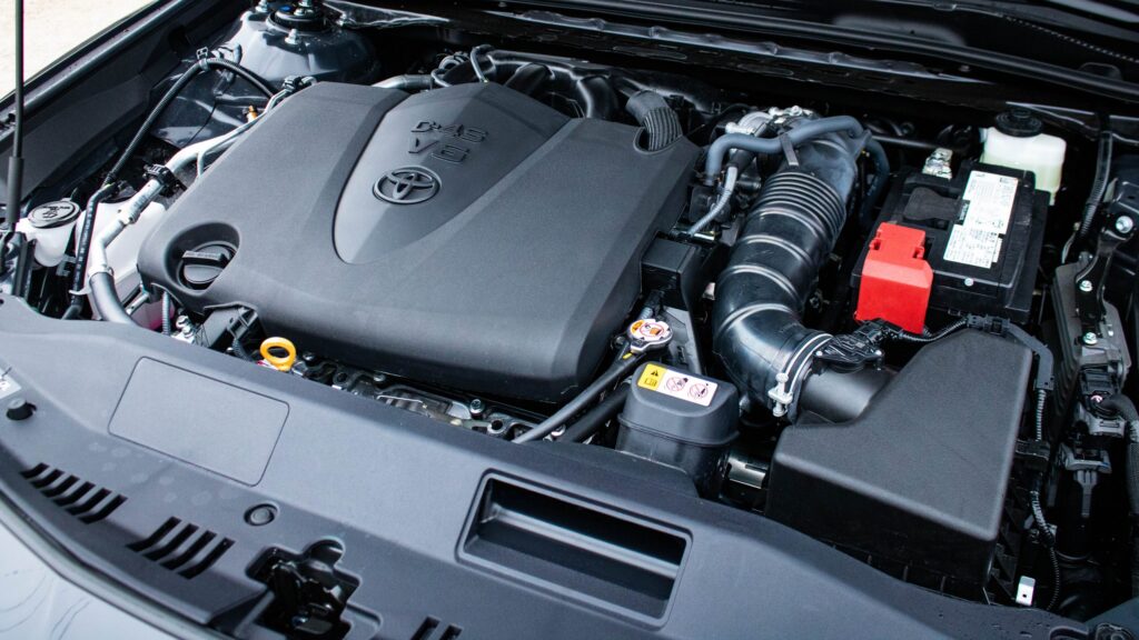 Toyota Camry engine image budget gari